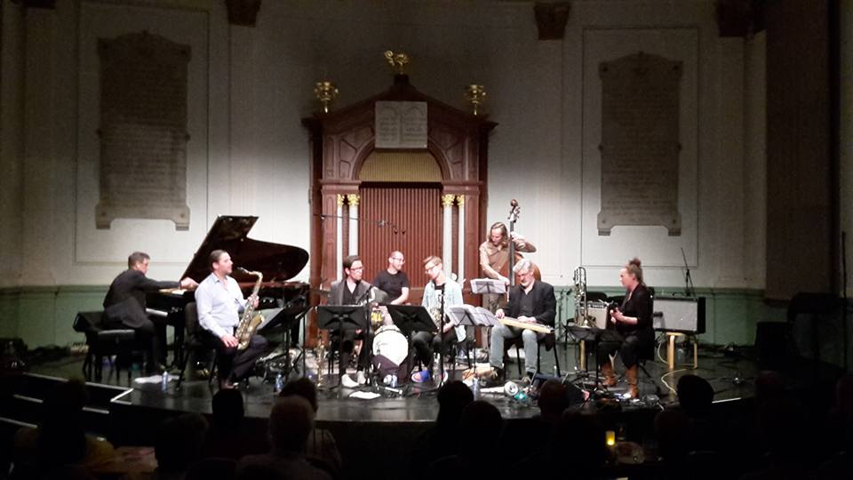 VANBINSBERGEN Playstation