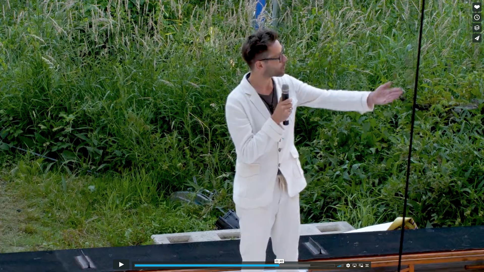 cirque de liberté presents: blouse